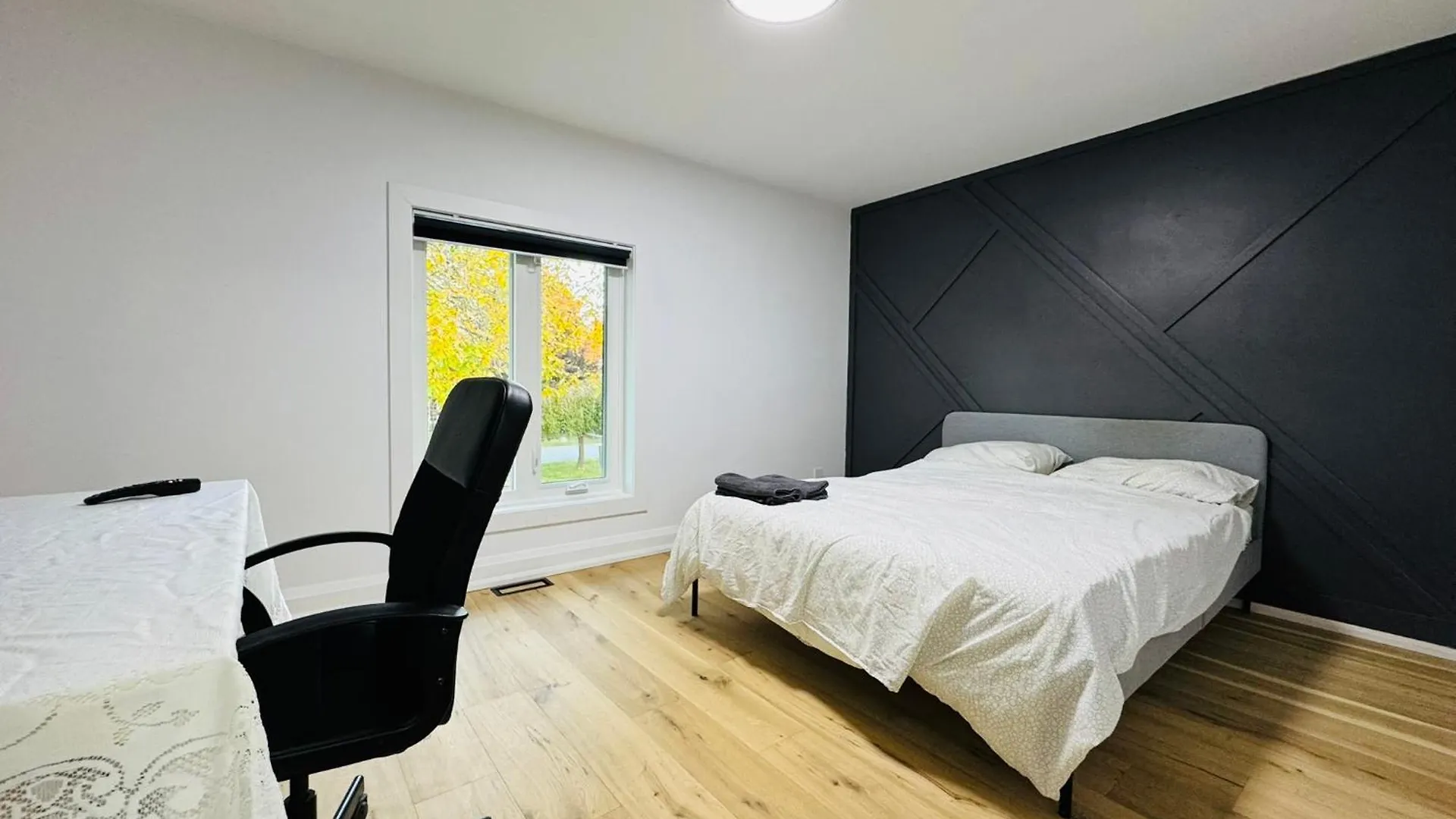Entire Unit Airport Free Pkg Sep Entrance Newreno Appartement Toronto