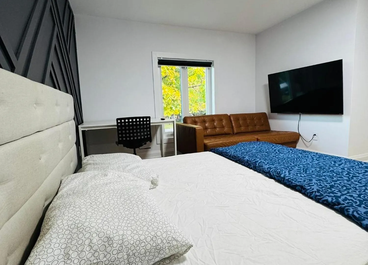 Entire Unit Airport Free Pkg Sep Entrance Newreno Appartement Toronto
